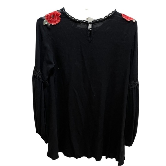 UMGEE Black High Low Hem Red Floral Embroidered  Sleeves Boho Tunic Top Sz S - Picture 6 of 8